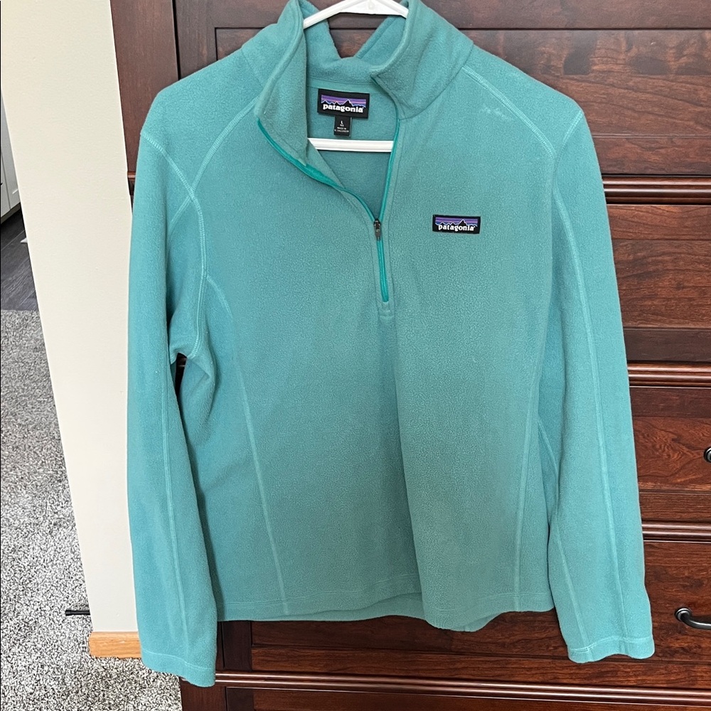 Patagonia Women’s 1/4 zip classic fleece